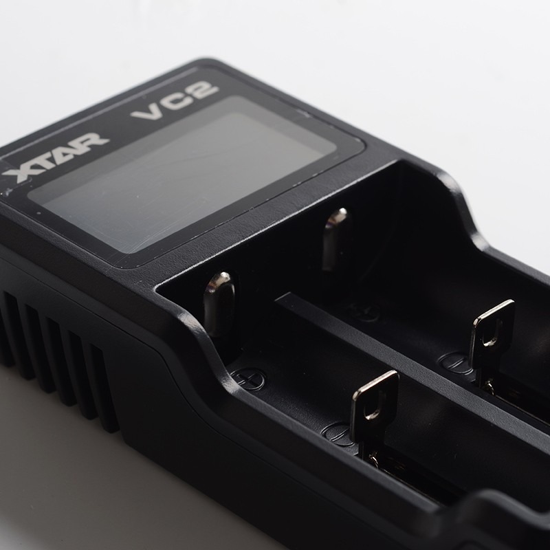 شاحن البطارية الذكي XTAR VC2 الأصيل-لعام 18650 ، 20700 ، 21700 وبطاريات LI-ION الأخرى (شاحن USB 2-Bay)