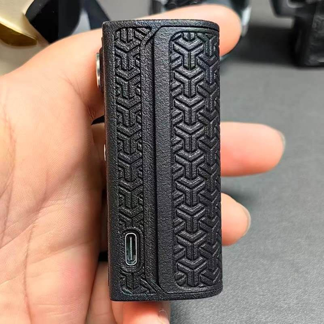 The UnNamed DNA60C Style SBS Box Mod – 60W, 18650, 3D Printed